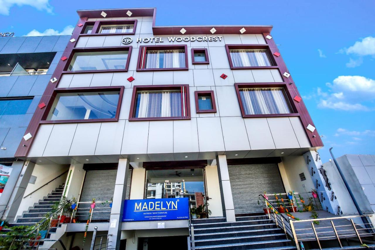 Hotel Woodcrest Zirakpur Chandigarh- Best Family Hotel - Luxurious Rooms - Unit Of Sidham Group Exterior foto